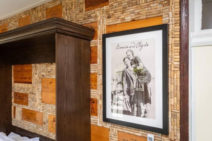 The Legacy Inn ลูเรย์ ภายนอก รูปภาพ